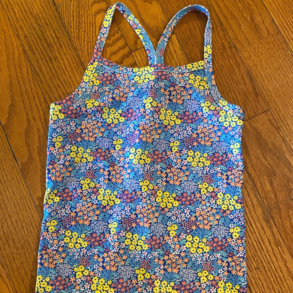 Kidpik Girls Strappy Tank Top Size S (7/8)